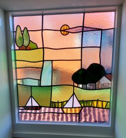 3e glas in lood raam met landschap, 2021