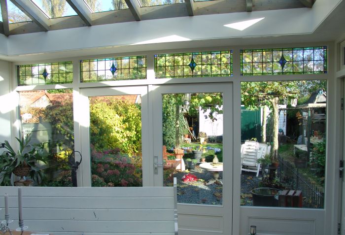 4 van 5 glas-in-lood in nieuwe erker