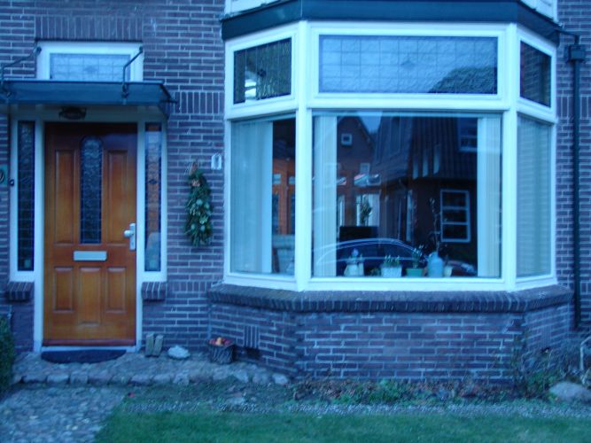 Buitenaanzicht met donker lood