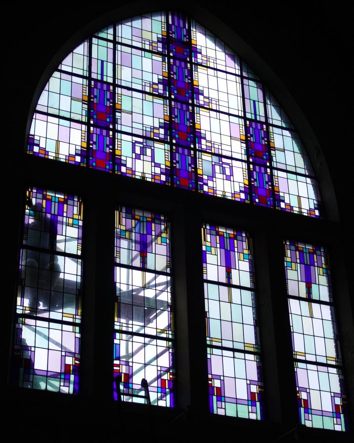 Glas in lood wordt uitgebouwd