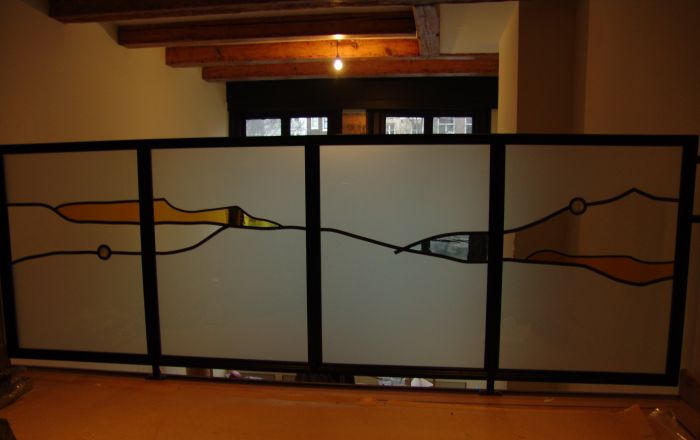 Glas in lood in balustrade, doorzicht
