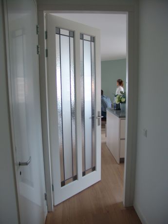 Modern glas in lood in binnendeur door AvD-Glas, Utrecht 2016
