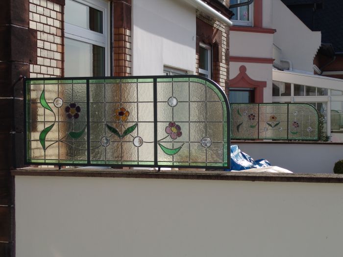 Bleiverglasung vom nebenan gesehen
