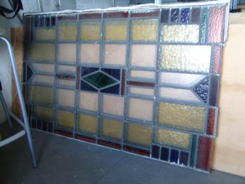 Glas in lood in de werkplaats van AvD-Glas