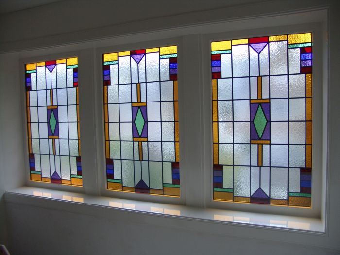 Glas in lood in isolatieglas met donkergrijs gepatineerd lood