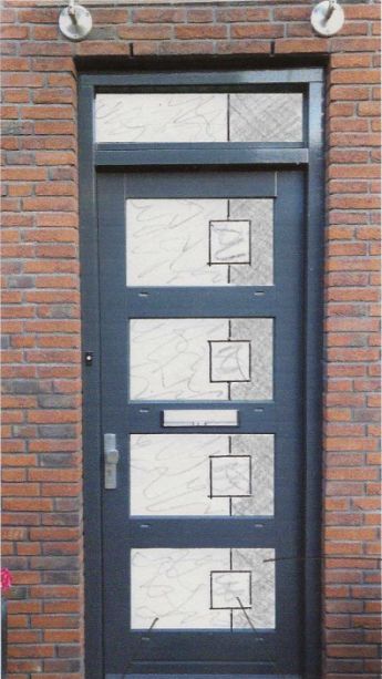 Moderne voordeur en ontwerp van AvD-Glas