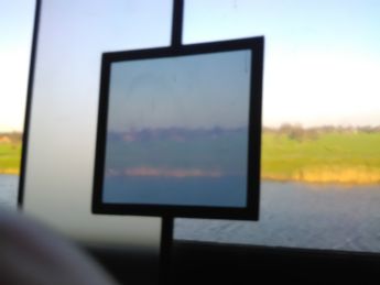 Modern glas in lood van AvD-Glas voor en na montage