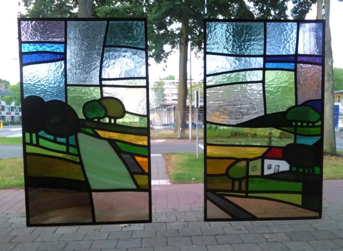 Glas in lood met echtantiekglas en kathedraalglas