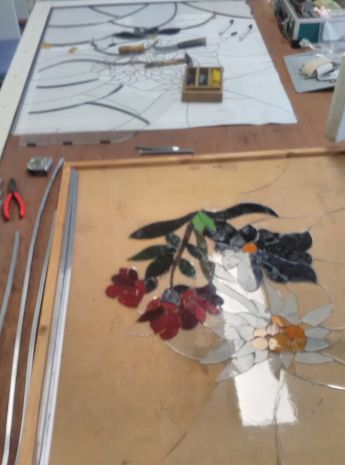 Snijden en zetten van glas in lood