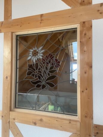 Glas in lood met bloemen in isolatieglas