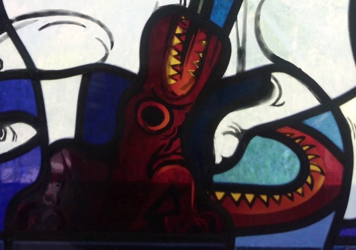 Detail Drachen, Antikglas �berfangglas Rot auf Gelb gesandstrahlt