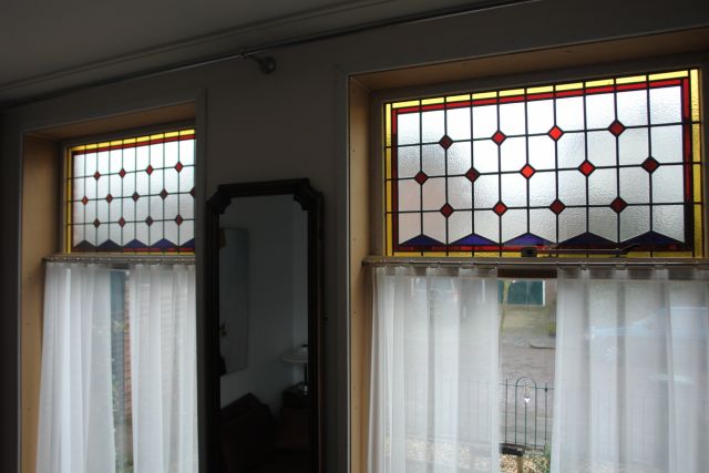 5 x bestaand glas in lood in isolatieglas geplaatst, met donker lood