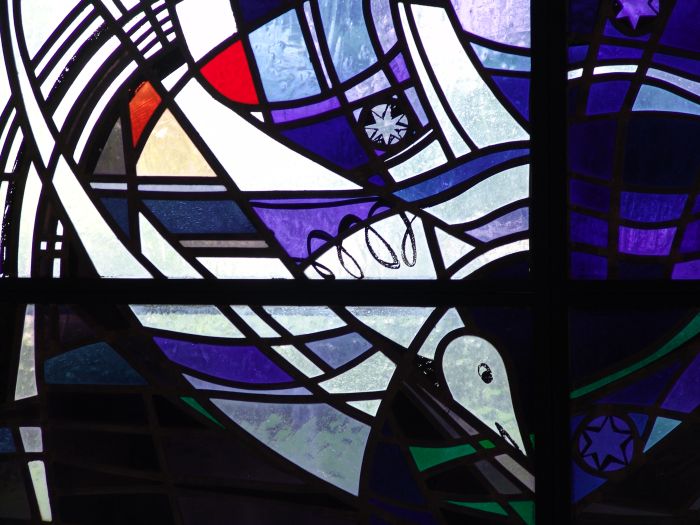 Detail glas in lood in kerk